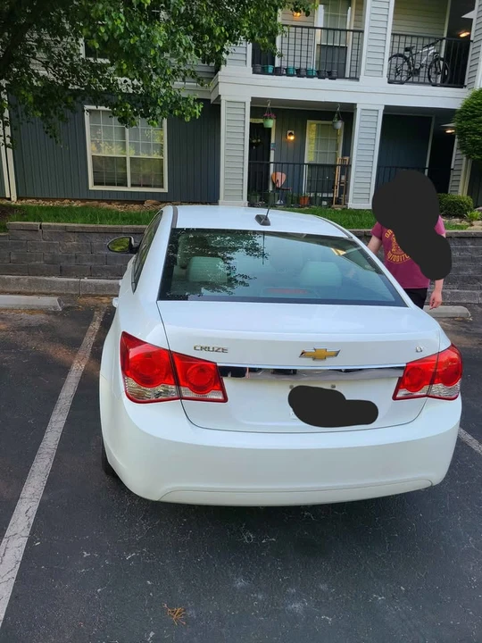 2016 Chevrolet Cruze - Image 2 of 5