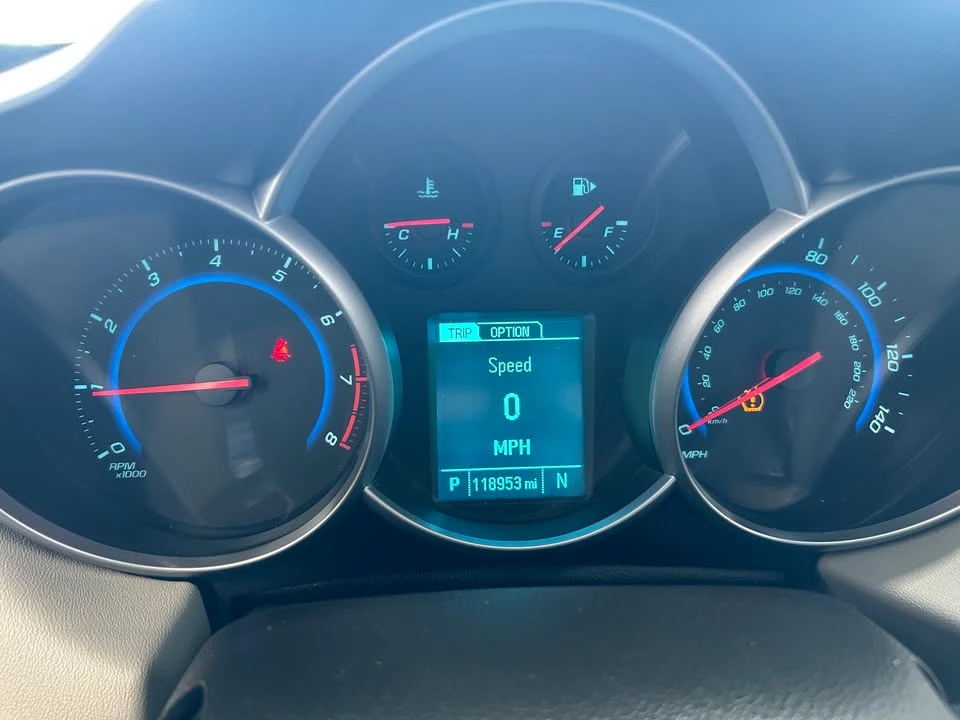2016 Chevrolet Cruze - Image 2 of 18