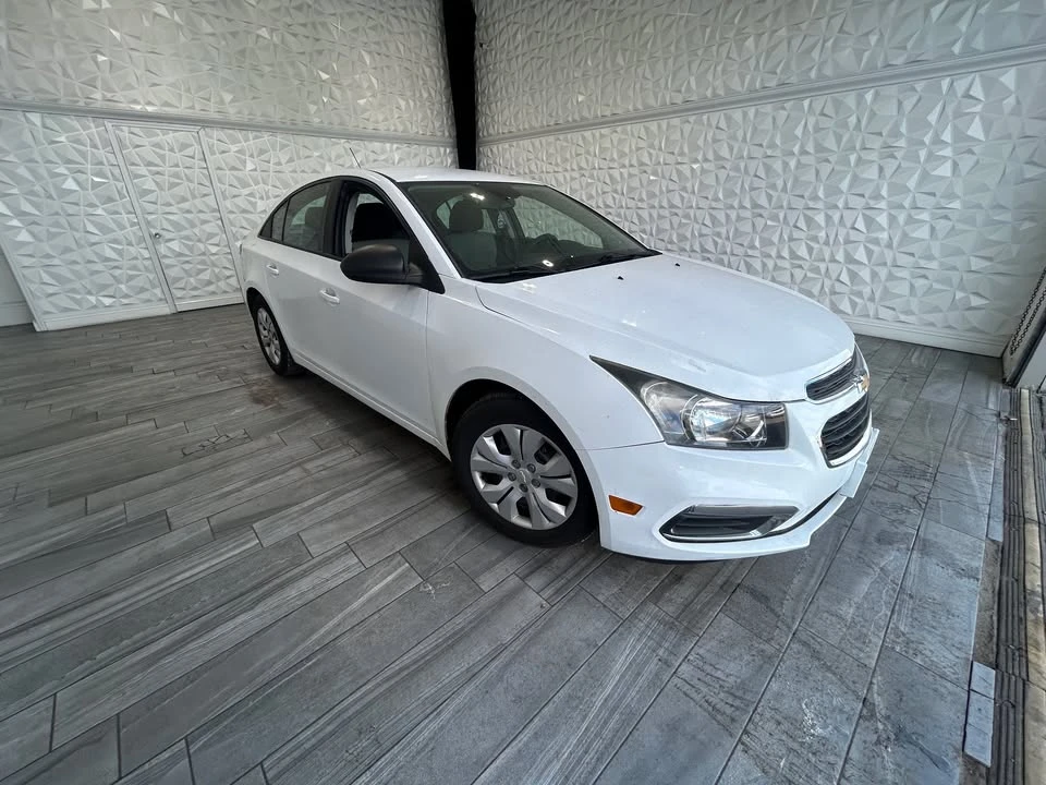 2016 Chevrolet Cruze - Image 16 of 18