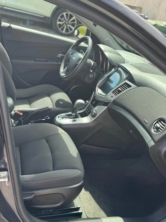 2016 Chevrolet Cruze - Image 5 of 10