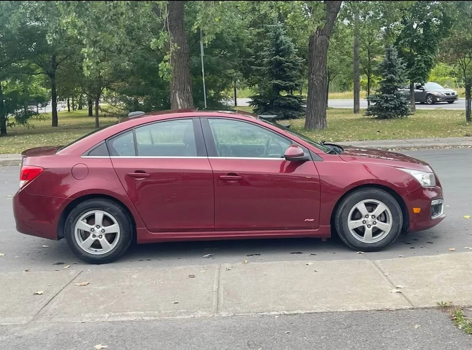 2016 Chevrolet Cruze - Image 2 of 4
