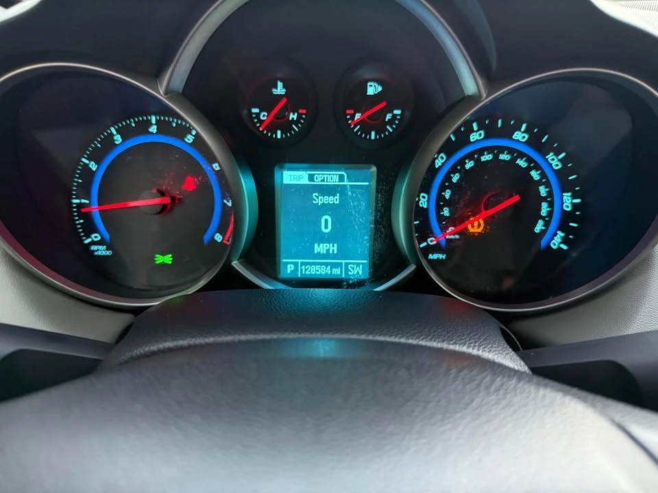 2016 Chevrolet Cruze - Image 6 of 9