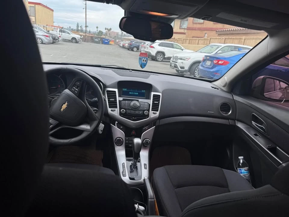 2016 Chevrolet Cruze - Image 11 of 14