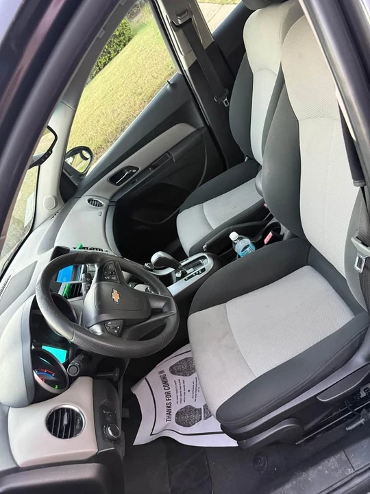 2016 Chevrolet Cruze - Image 4 of 9