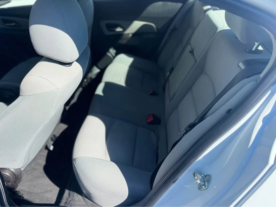 2016 Chevrolet Cruze - Image 10 of 20