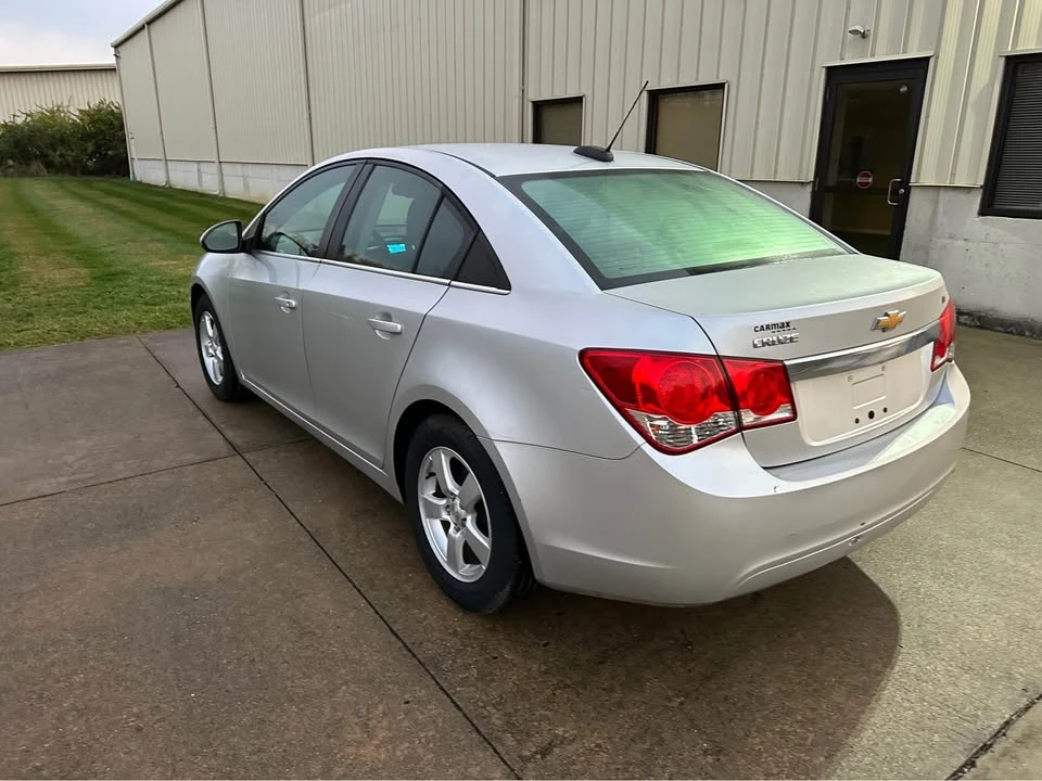 2016 Chevrolet Cruze - Image 6 of 9