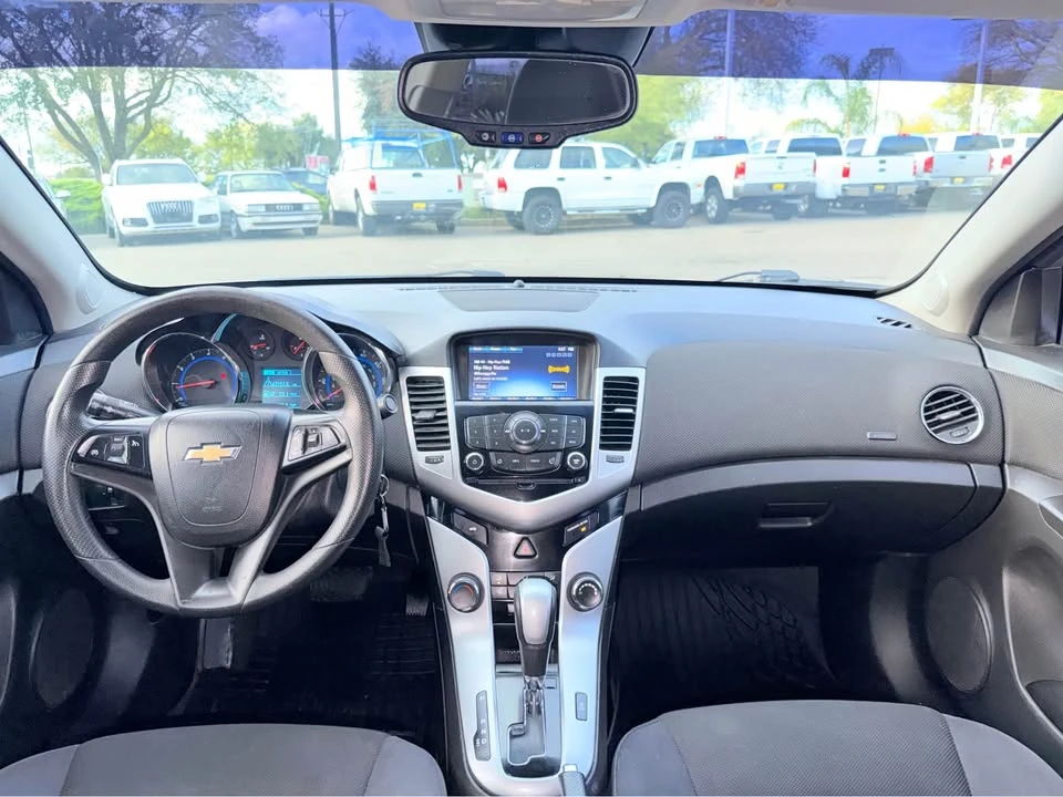 2016 Chevrolet Cruze - Image 11 of 13