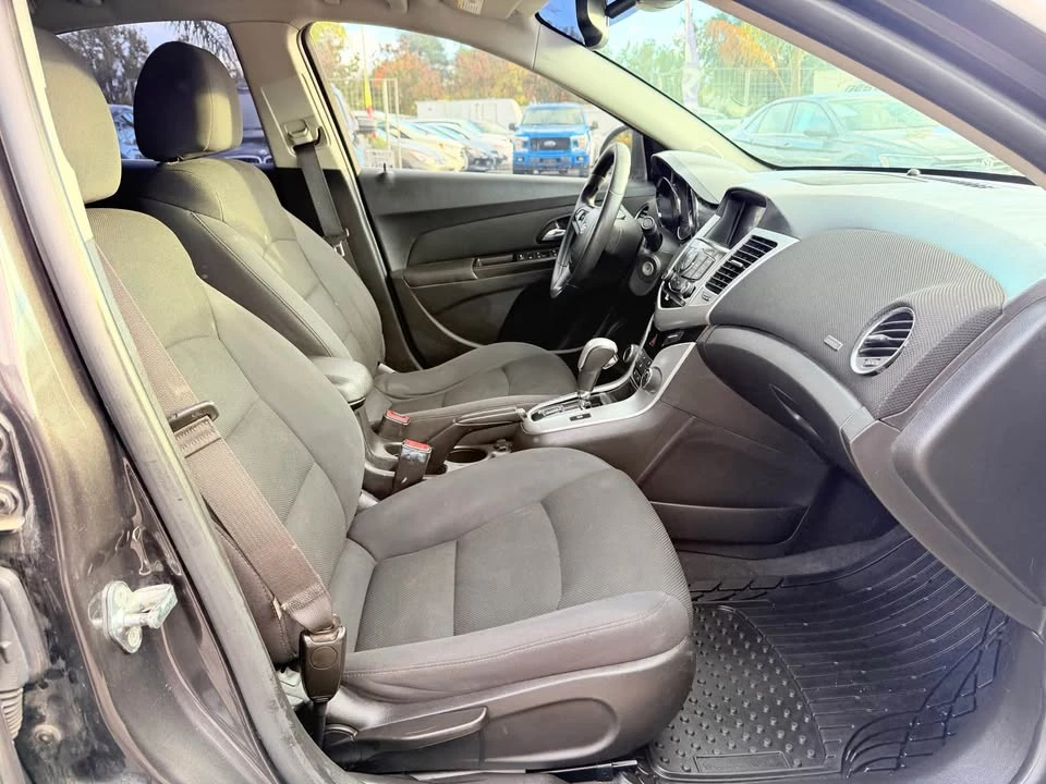 2016 Chevrolet Cruze - Image 7 of 13
