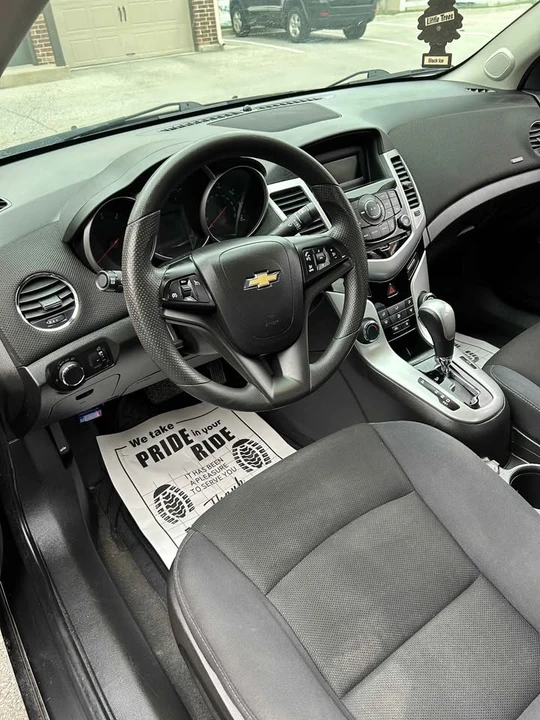 2016 Chevrolet Cruze - Image 8 of 11