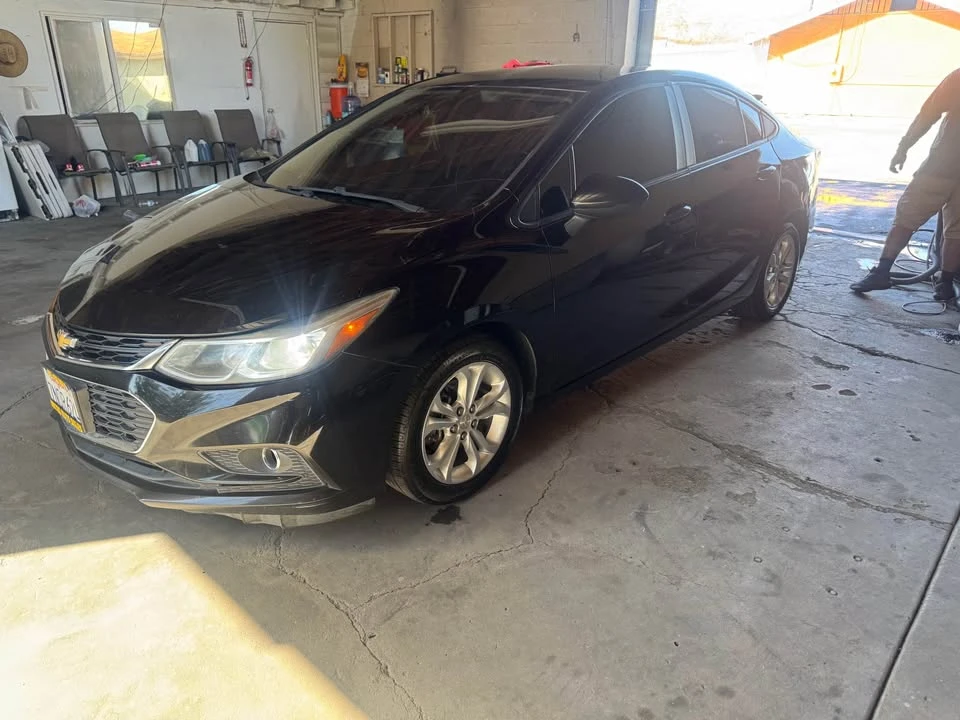 2016 Chevrolet Cruze - Image 2 of 9