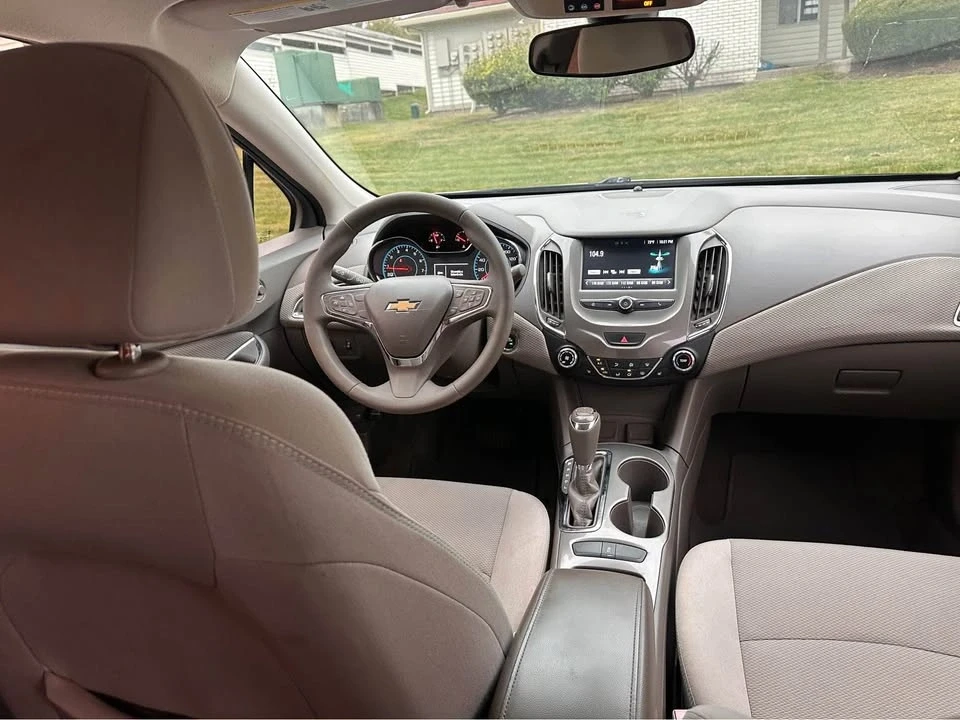 2016 Chevrolet Cruze - Image 11 of 16