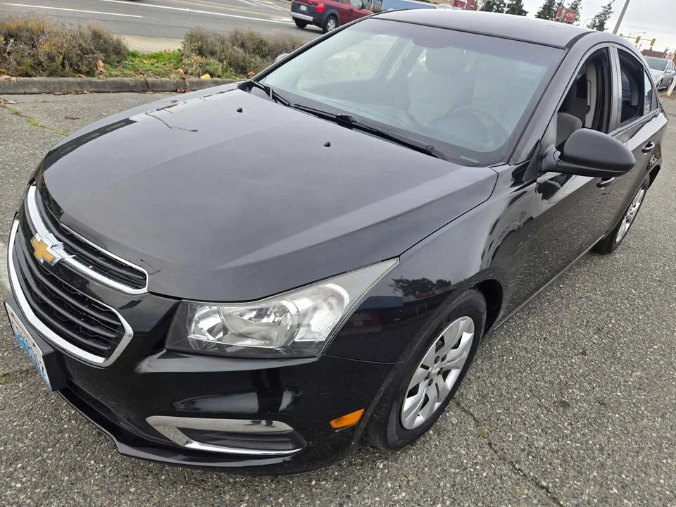 2016 Chevrolet Cruze - Image 2 of 15