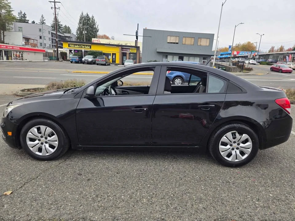 2016 Chevrolet Cruze - Image 8 of 15