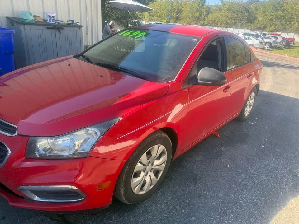 2016 Chevrolet Cruze - Image 8 of 10