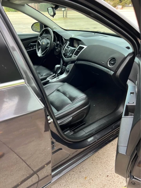 2016 Chevrolet Cruze - Image 5 of 11