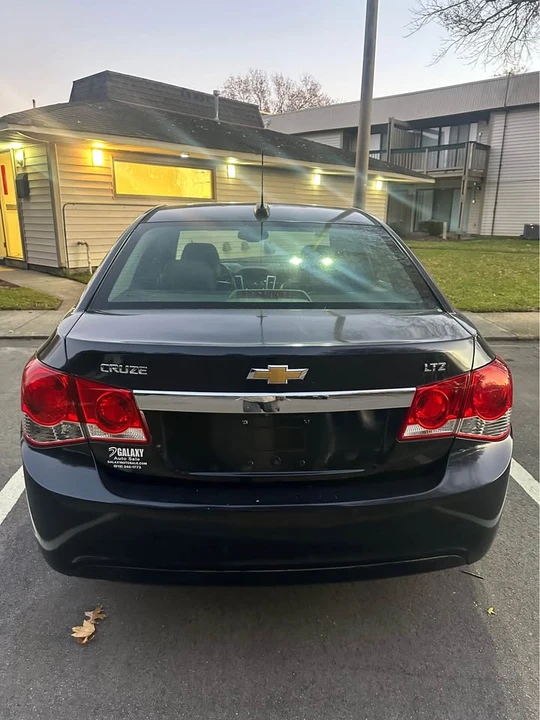 2016 Chevrolet Cruze - Image 2 of 9