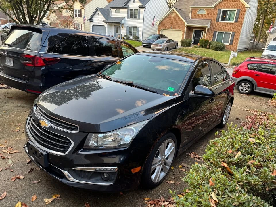 2016 Chevrolet Cruze - Image 2 of 11