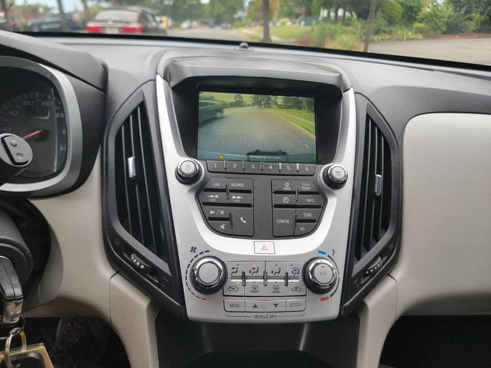 2016 Chevrolet Equinox - Image 15 of 16