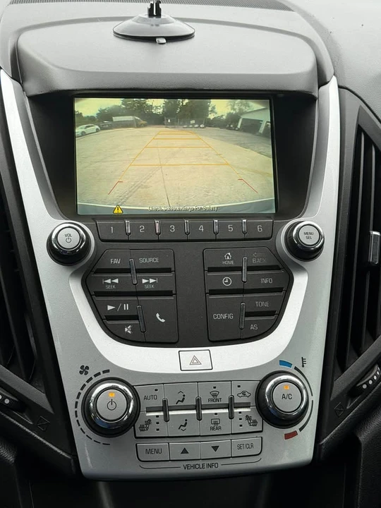 2016 Chevrolet Equinox - Image 4 of 8