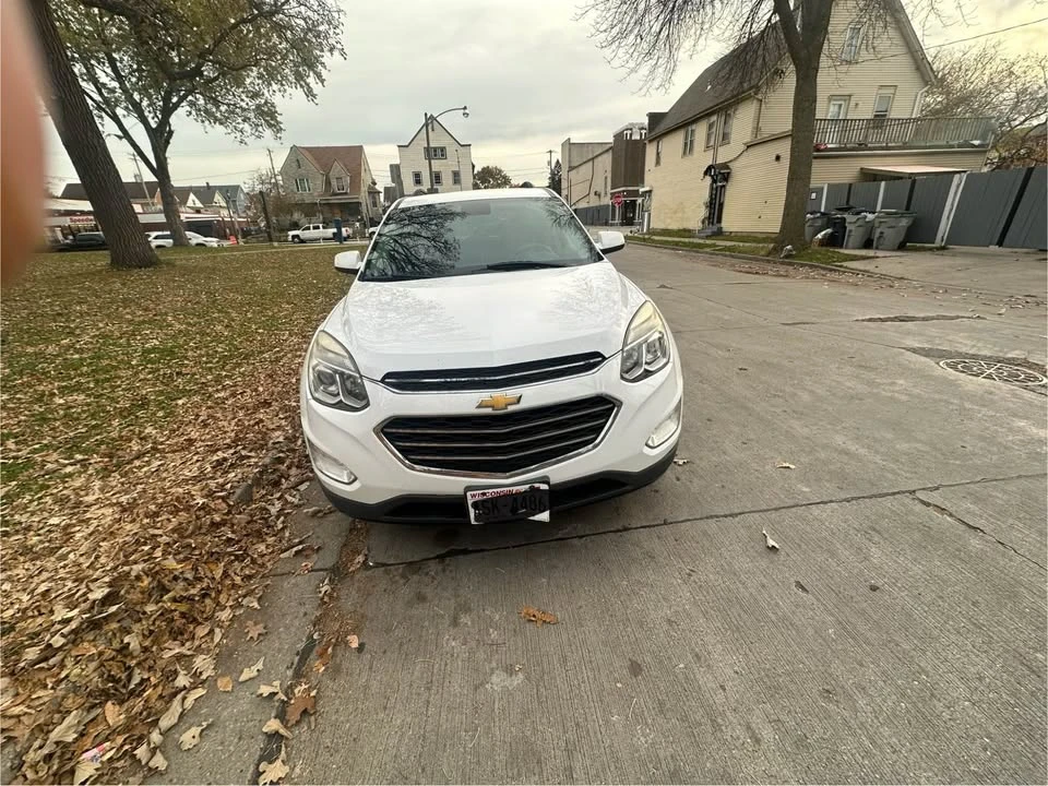 2016 Chevrolet Equinox - Image 2 of 5