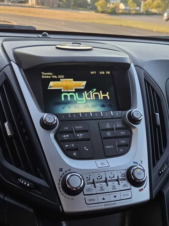 2016 Chevrolet Equinox - Image 11 of 16