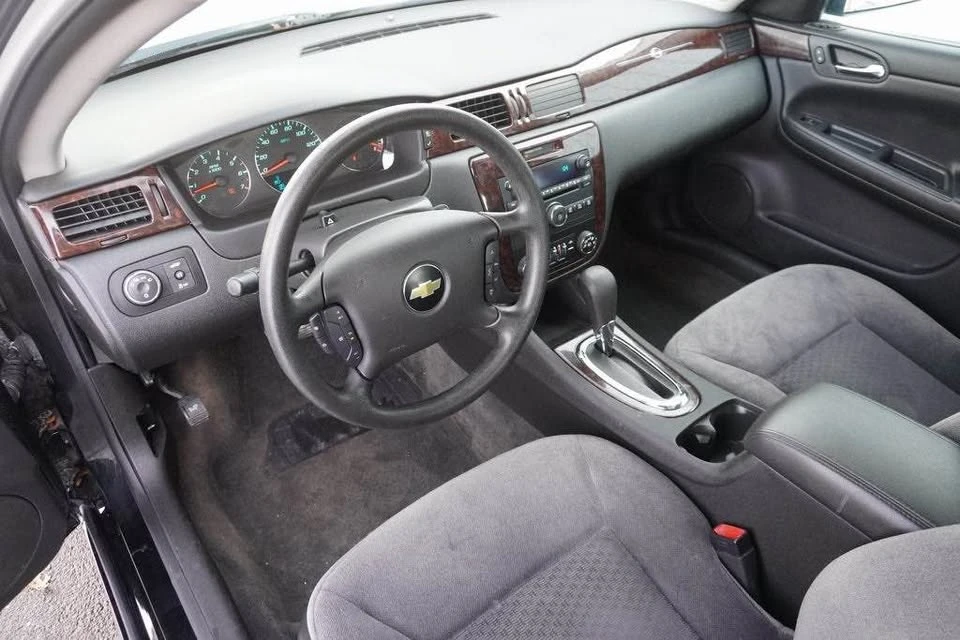2016 Chevrolet Impala 9th Gen - Image 3 of 5