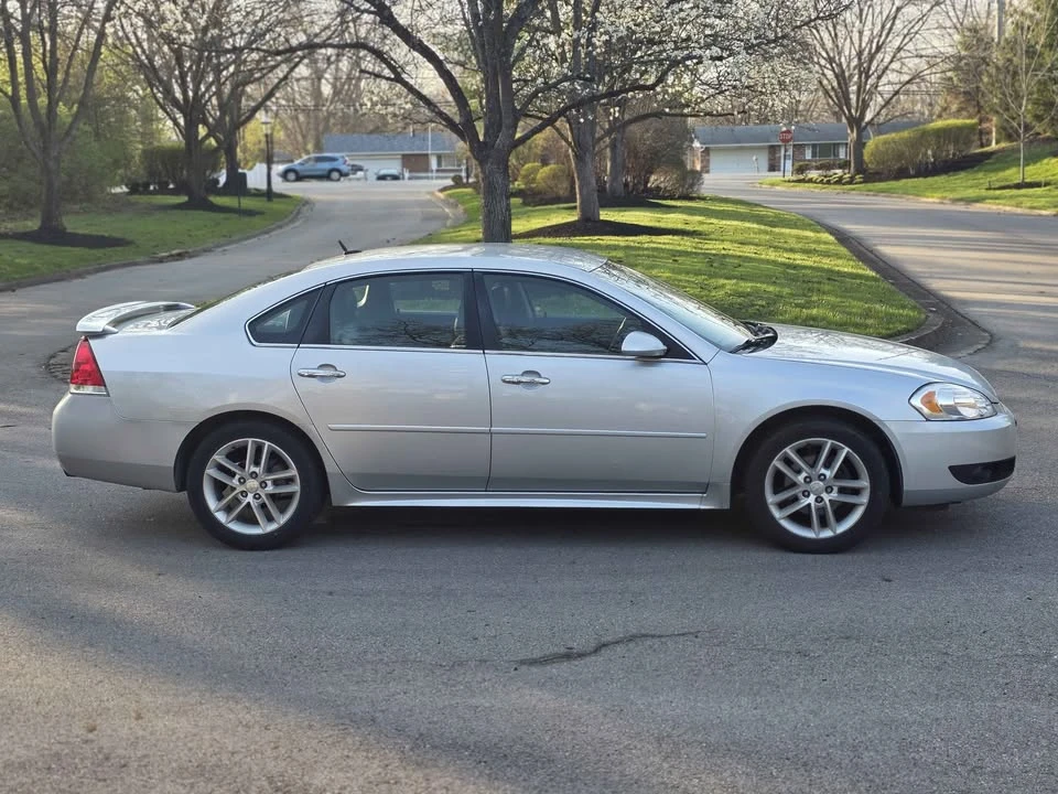 2016 Chevrolet Impala 9th Gen - Image 5 of 15