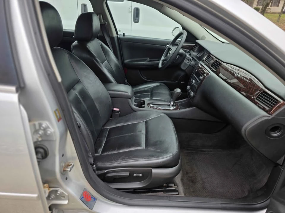 2016 Chevrolet Impala 9th Gen - Image 15 of 15