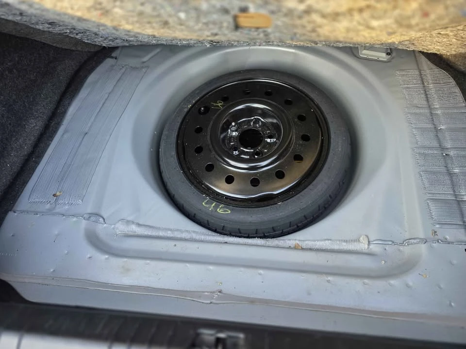2016 Chevrolet Impala 9th Gen - Image 10 of 15