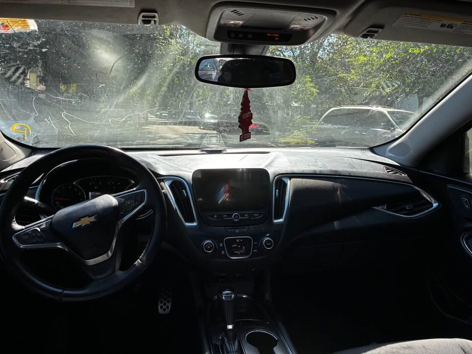 2016 Chevrolet Malibu - Image 8 of 9