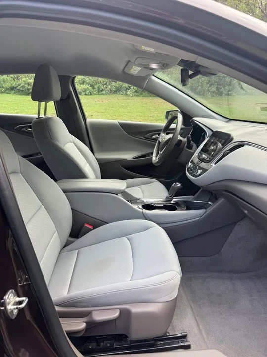 2016 Chevrolet Malibu - Image 13 of 17
