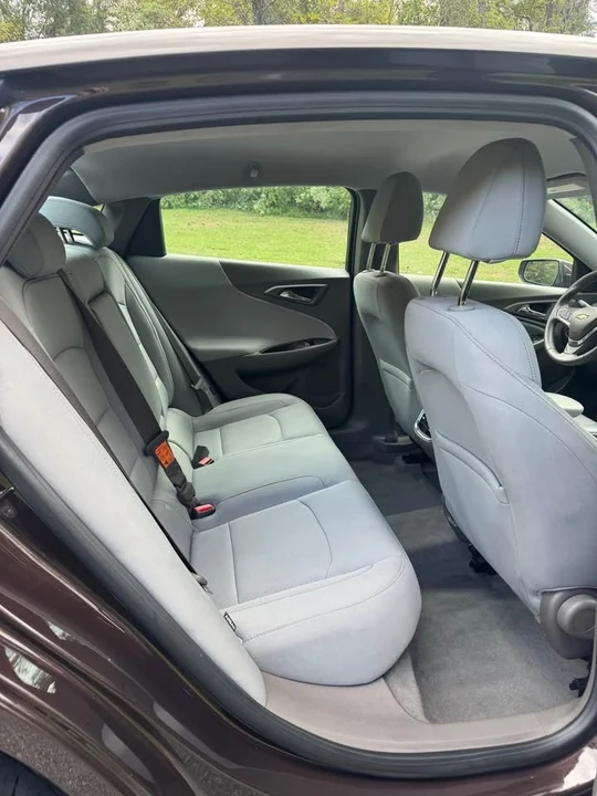 2016 Chevrolet Malibu - Image 12 of 17
