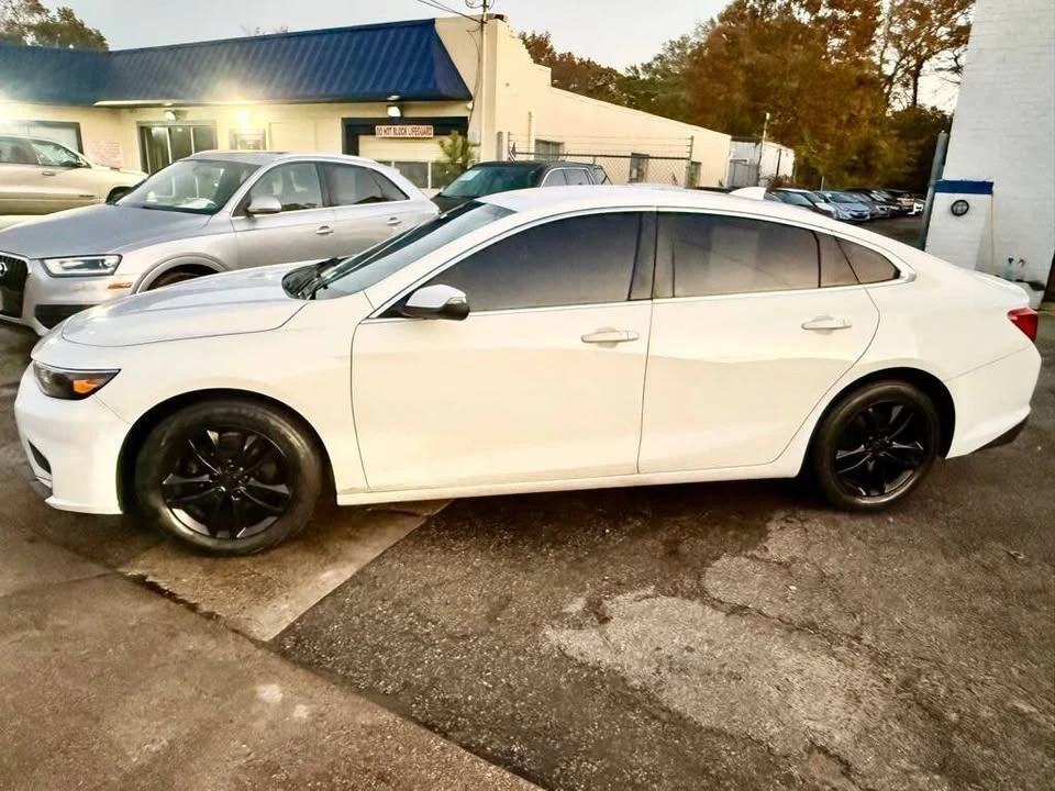 2016 Chevrolet Malibu - Image 4 of 20