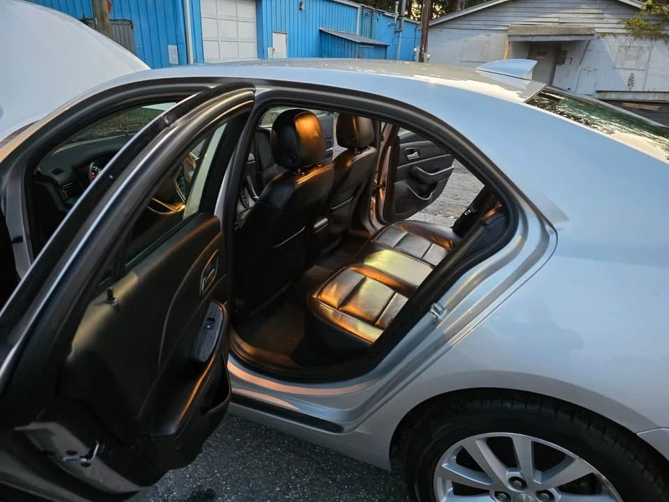 2016 Chevrolet Malibu - Image 2 of 17