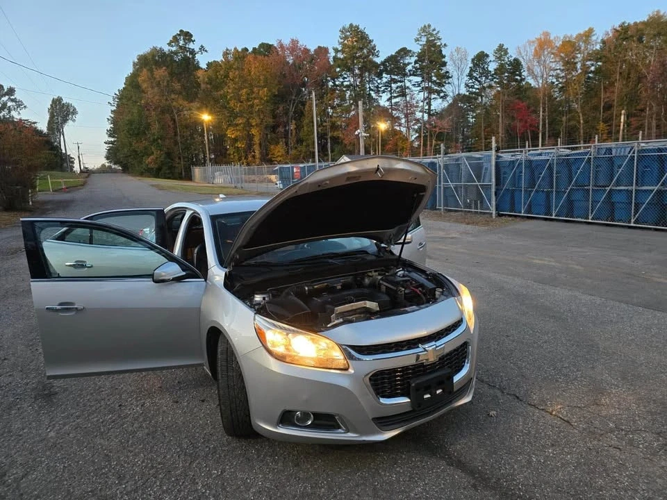 2016 Chevrolet Malibu - Image 5 of 17