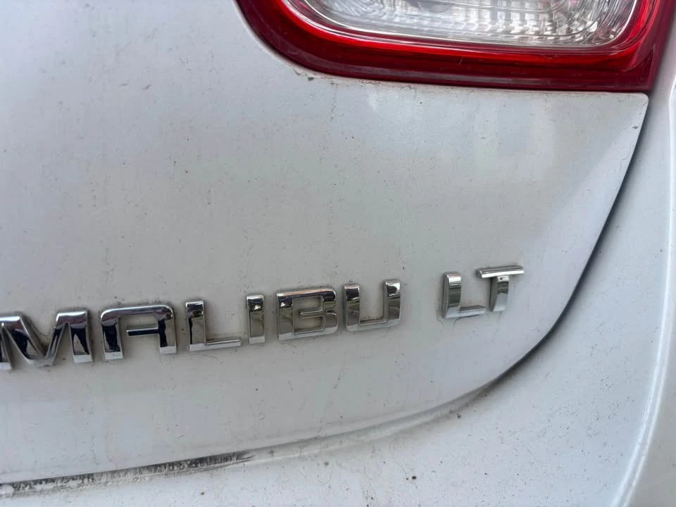 2016 Chevrolet Malibu - Image 10 of 10