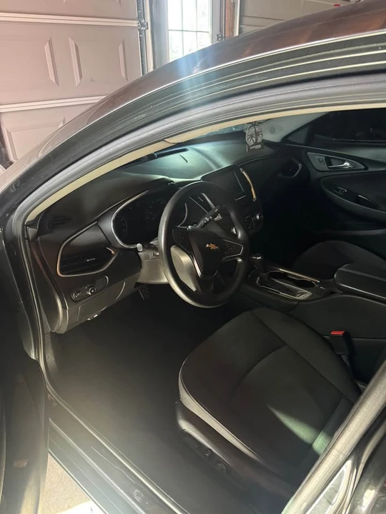 2016 Chevrolet Malibu - Image 2 of 9