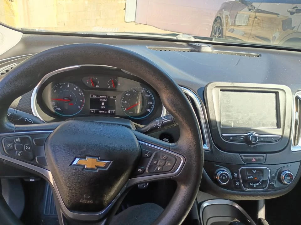 2016 Chevrolet Malibu - Image 2 of 5