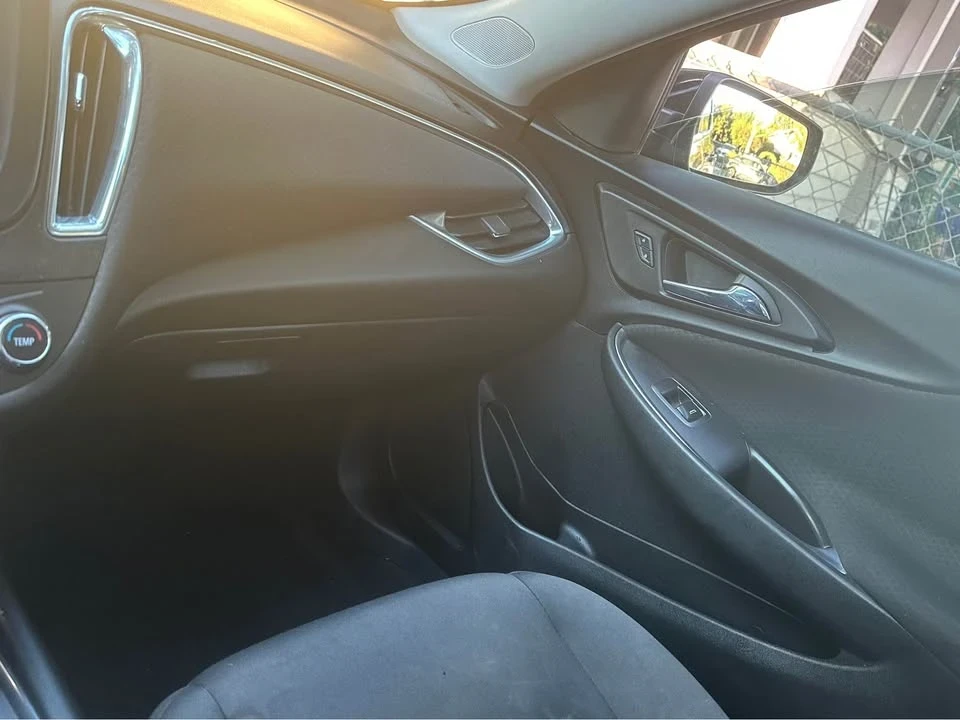 2016 Chevrolet Malibu - Image 10 of 10