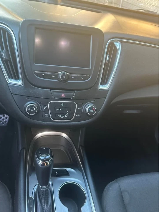 2016 Chevrolet Malibu - Image 6 of 10