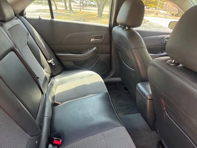 2016 Chevrolet Malibu - Image 17 of 19