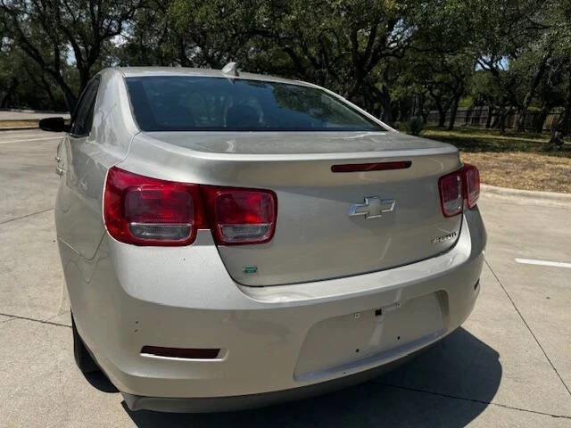 2016 Chevrolet Malibu - Image 14 of 19