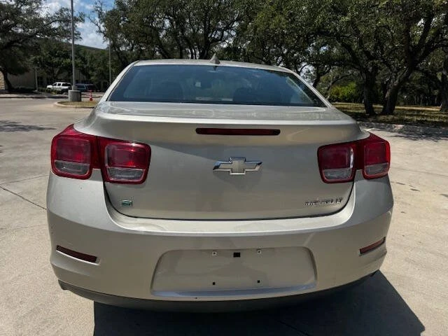 2016 Chevrolet Malibu - Image 13 of 19