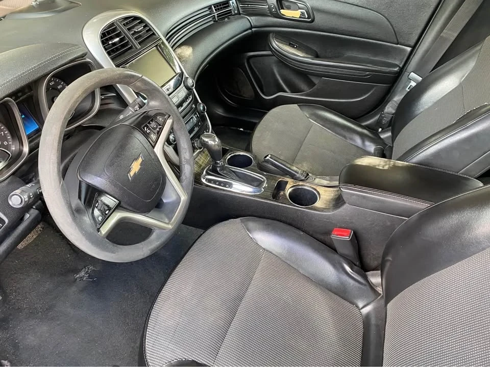 2016 Chevrolet Malibu - Image 6 of 8
