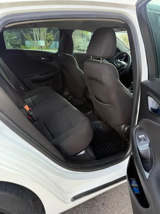 2016 Chevrolet Malibu - Image 9 of 15