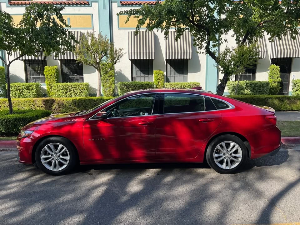 2016 Chevrolet Malibu - Image 2 of 13