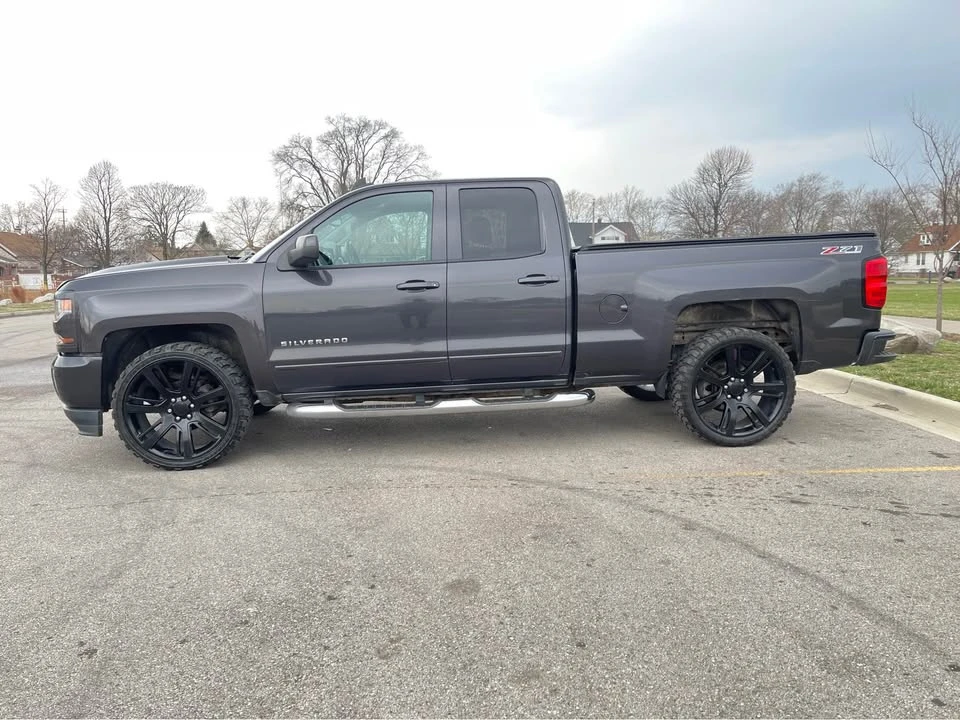 2016 Chevrolet Silverado 3rd Gen - Image 2 of 17
