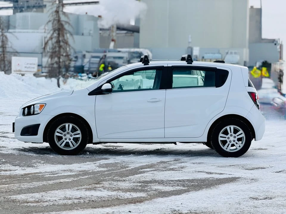 2016 Chevrolet Aveo/Sonic - Image 3 of 17