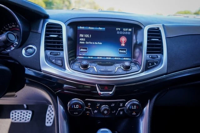 2016 Chevrolet SS - Image 11 of 15