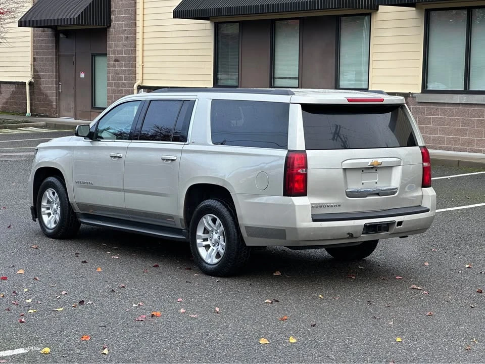 2016 Chevrolet Suburban 11th Gen - Image 6 of 20